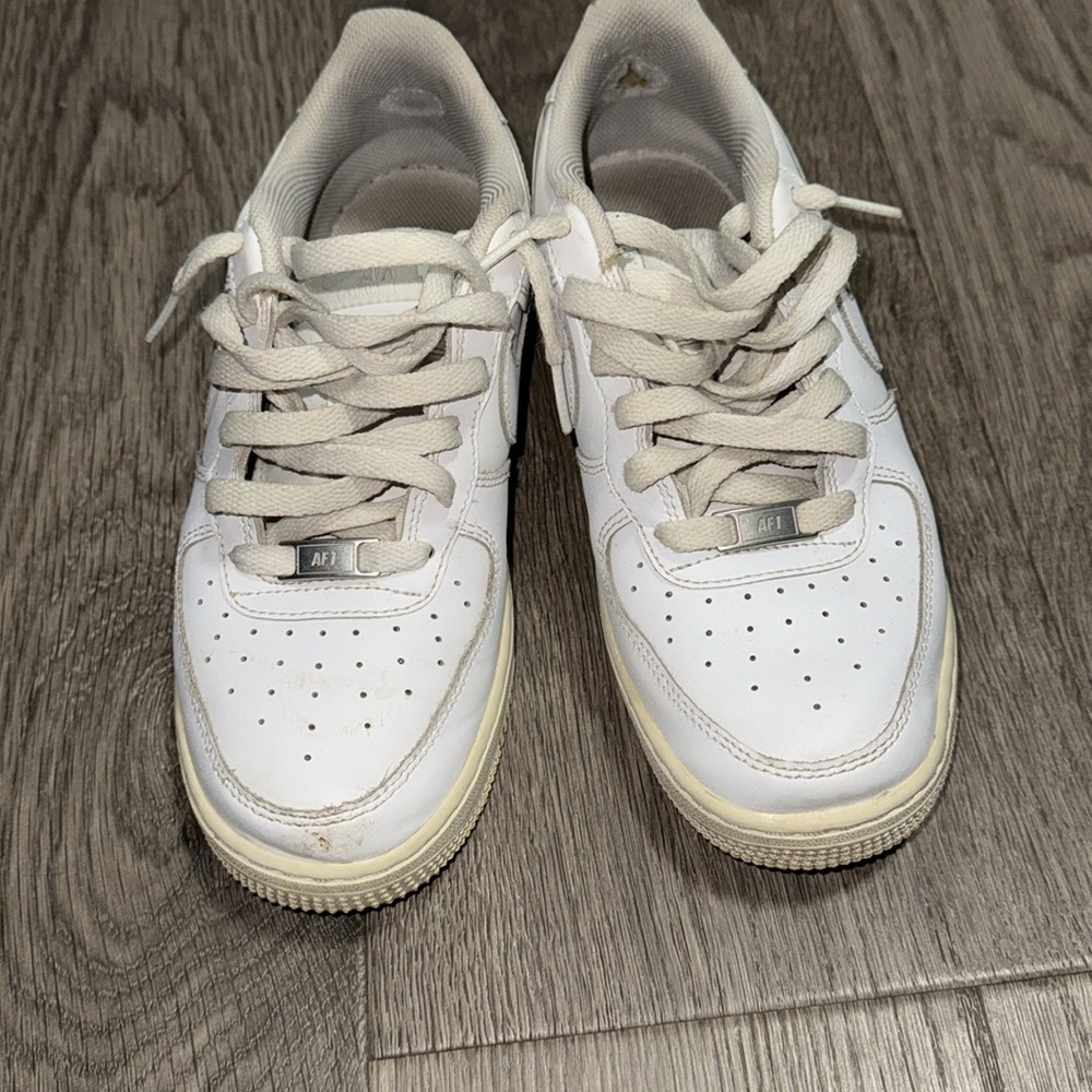AIR FORCE 1 - Picture 3 of 5